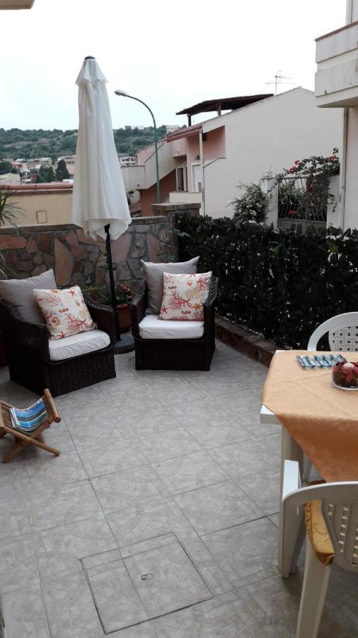 4 Stagioni Acomodação com café da manhã Villasimius Exterior foto