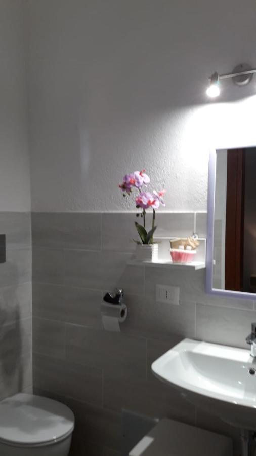 4 Stagioni Acomodação com café da manhã Villasimius Exterior foto