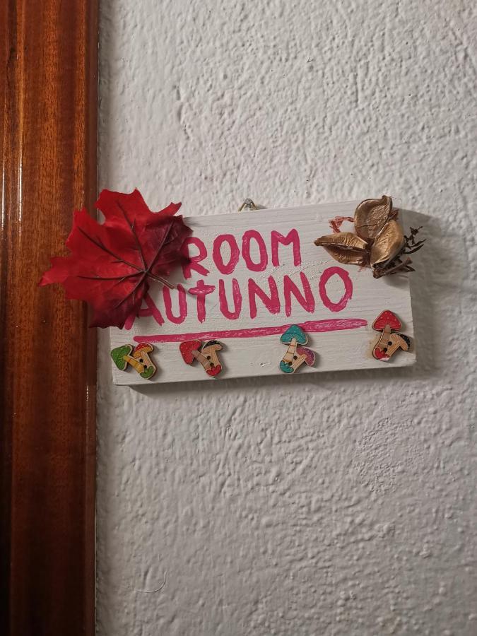 4 Stagioni Acomodação com café da manhã Villasimius Exterior foto