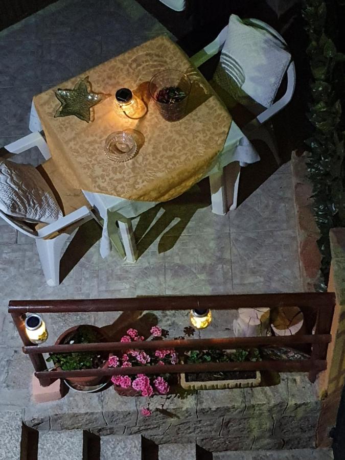 4 Stagioni Acomodação com café da manhã Villasimius Exterior foto