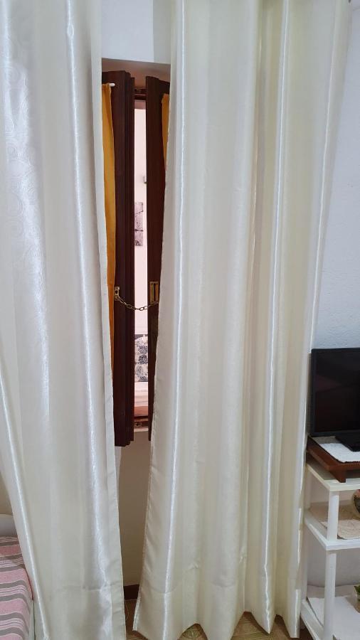 4 Stagioni Acomodação com café da manhã Villasimius Exterior foto